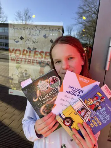 Lesewettbewerb Kreisentscheid: Aimee Heuer aus der 6b vertritt die CHS